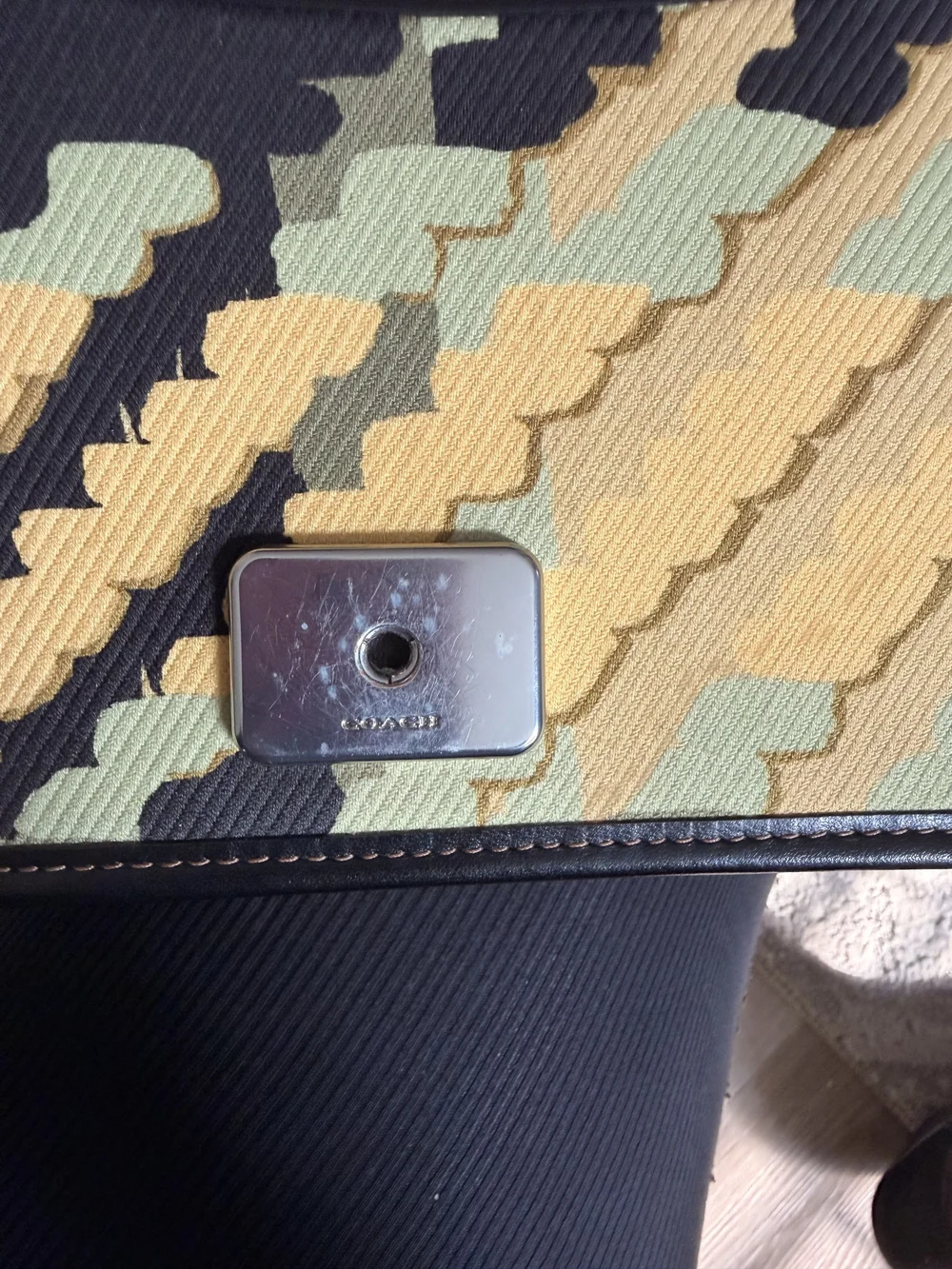 Coach BANDIT  Shoulder Bag in Yellow Black Camo